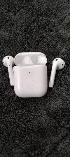 Earbuds