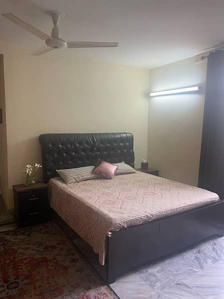 bed/dressing/mattress/2  seater 3