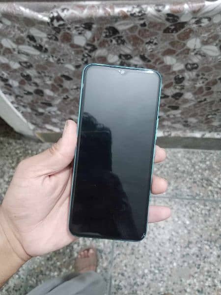 Tecno spark 8c 6/128 GB in 10/10 condition original panal 2 days batry 10