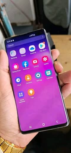 Samsung galaxy S10 plus 8 GB RAM 128 GB memory 03193220564