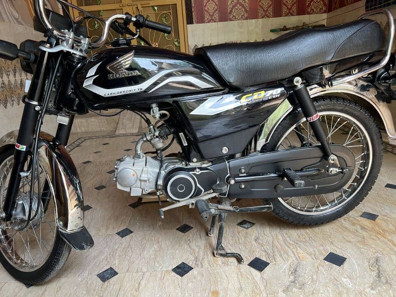 HONDA CD70 2023 4