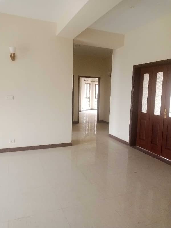 3 Bedroom Askari Flat For Sale in Askari Heights IV DHA Phase 5 Islamabad 3