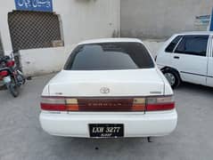 Toyota Corolla XE 2000