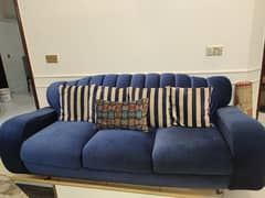 7 Seater sofa 0