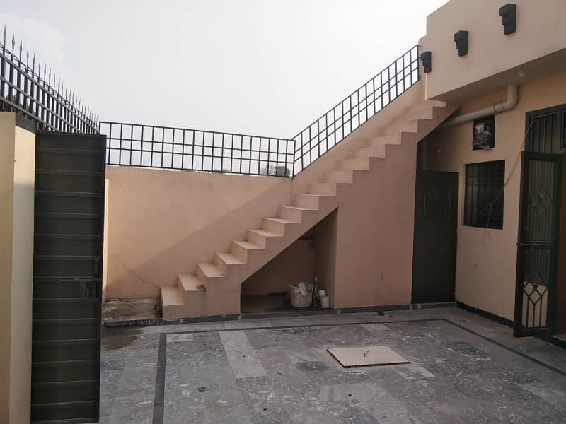 5Marla new beautiful house ine adyala Road 8