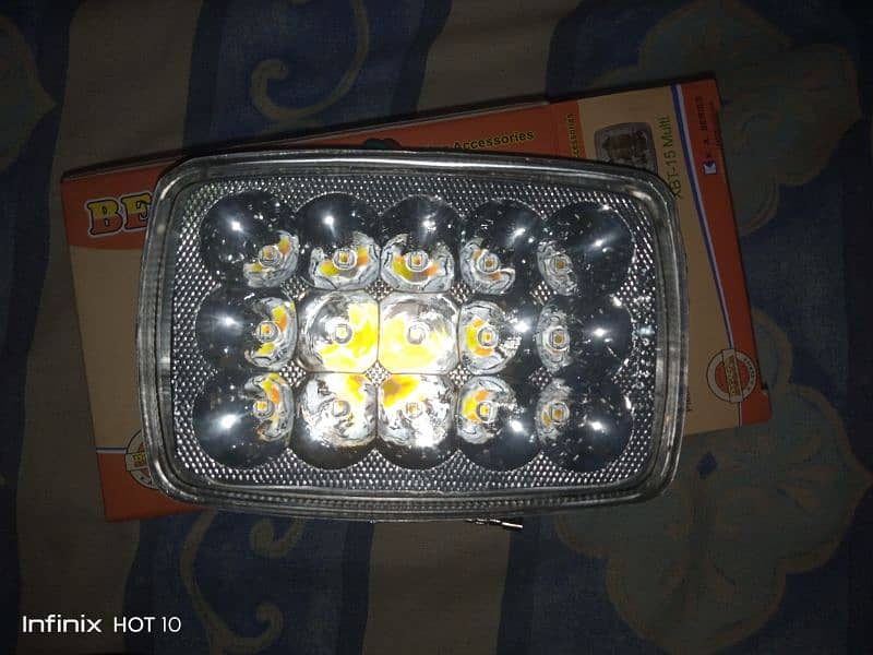 LED LIGHT XBT-15 MULTI 1