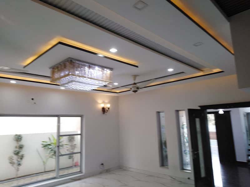 1 Kanal Like New Upper Portion Available For Rent Chameblli Block Bahria Town Lahore 3