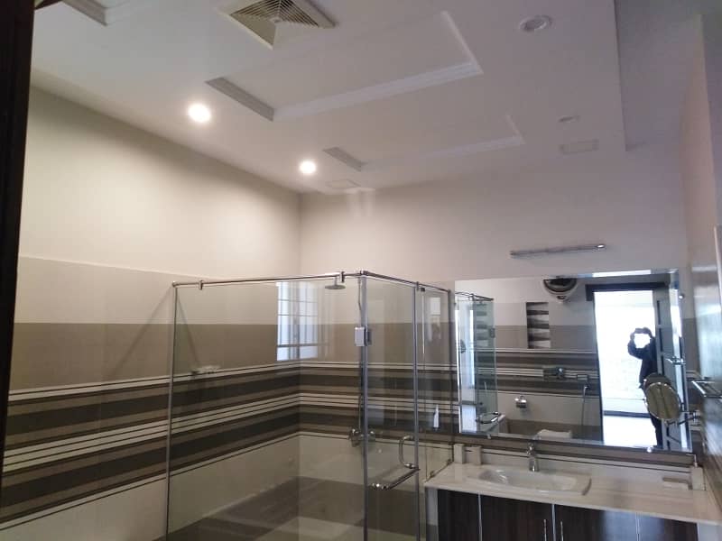 1 Kanal Like New Upper Portion Available For Rent Chameblli Block Bahria Town Lahore 8