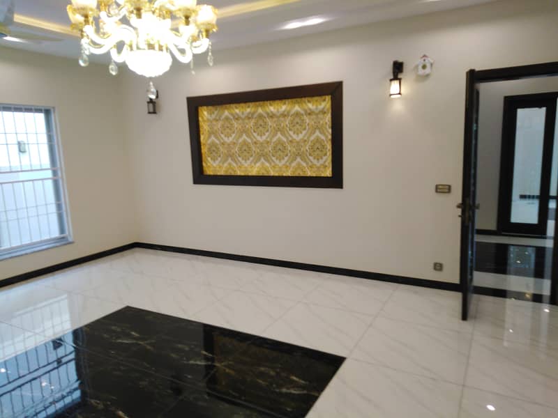 1 Kanal Like New Upper Portion Available For Rent Chameblli Block Bahria Town Lahore 14