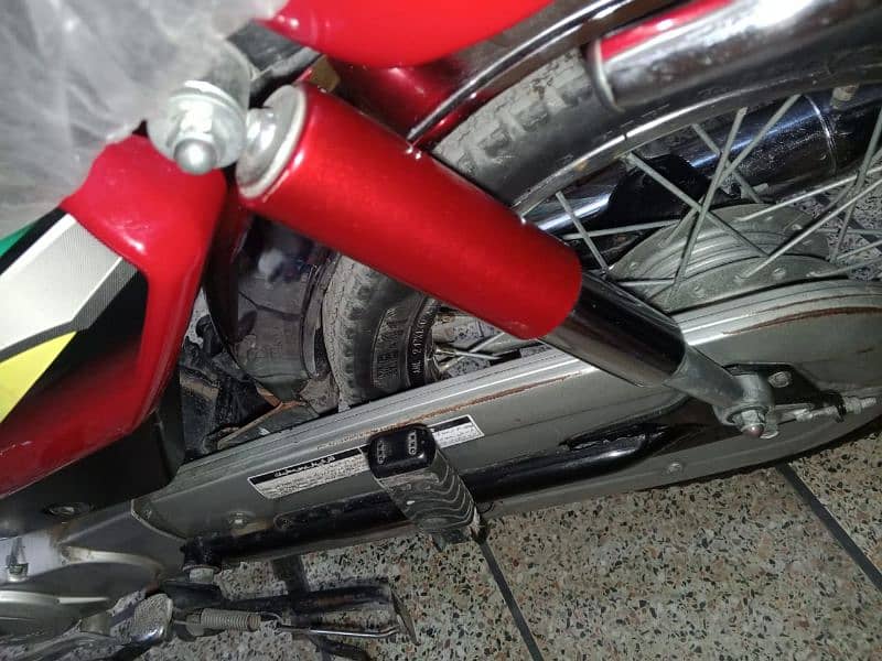 Honda CD70 bike Red Colour in good condition 14