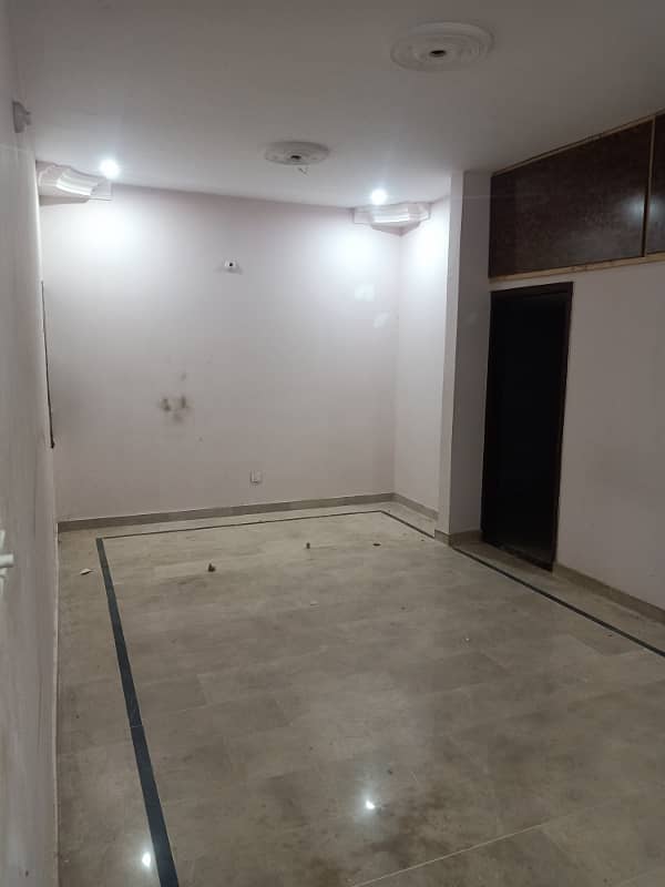 Portion 200 Sq yards 3 Bed DD Ground Floor Mehran Banglow Gulistan e Jauhar 6