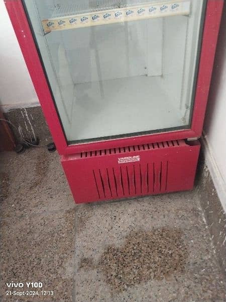 coca cola chiller 2