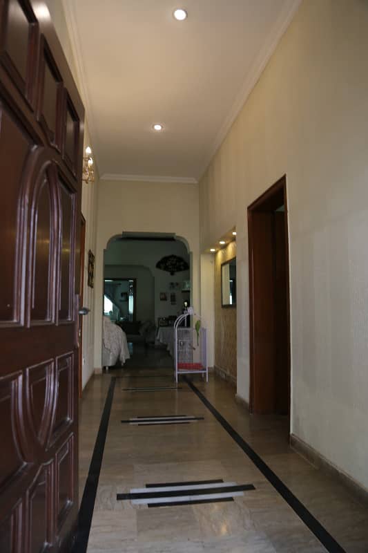 20 Marla House Sale In Main Canal Bank Road Izmir Town Block D. 8