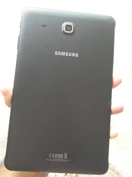 Samsung Galaxy tab E 9.6LCD03008126131 1