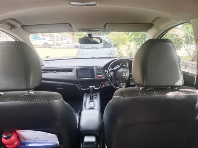 Honda HR-V for sale in Lahore 7