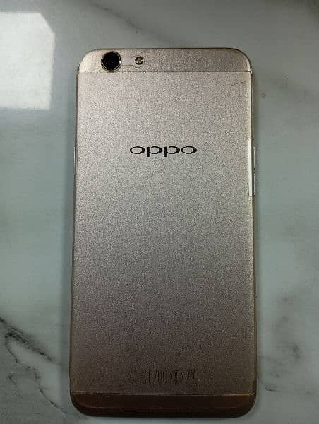 Oppo F1 1