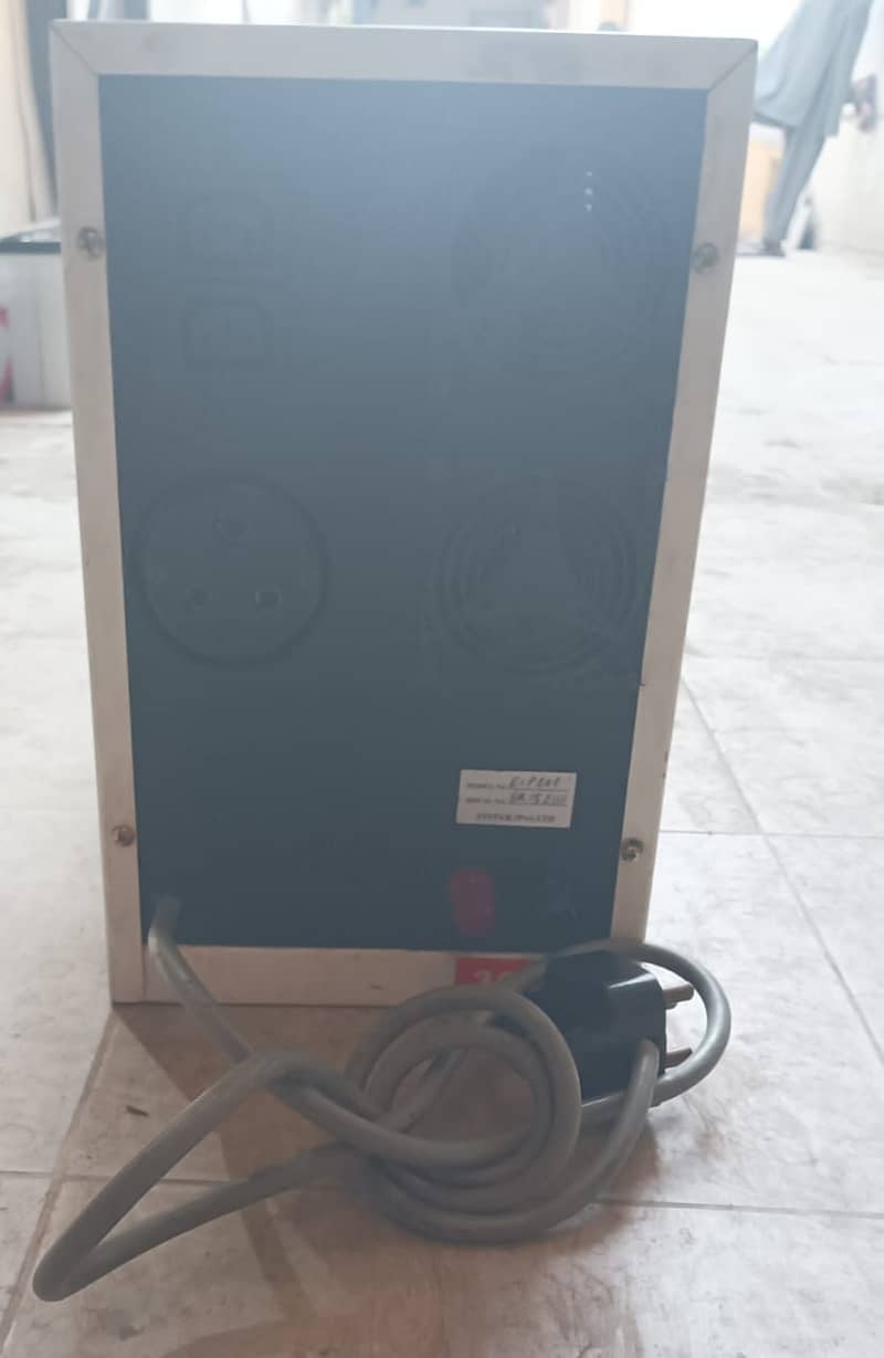 Used 1000 Watts 12 V DC The Solution Brand 6