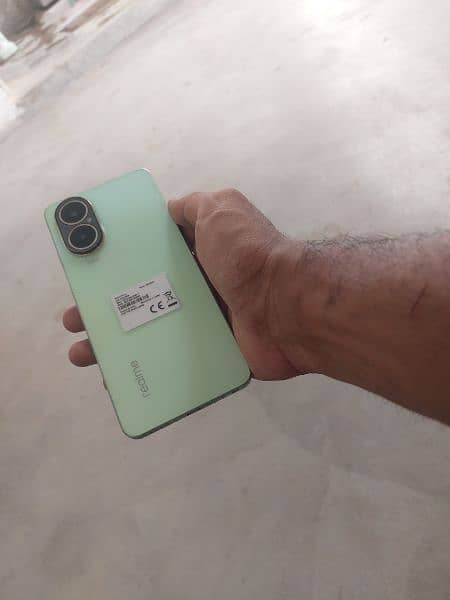 realme c67 8/128 0