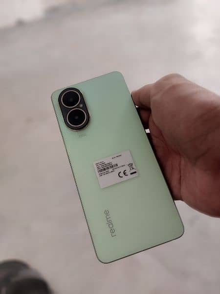 realme c67 8/128 1