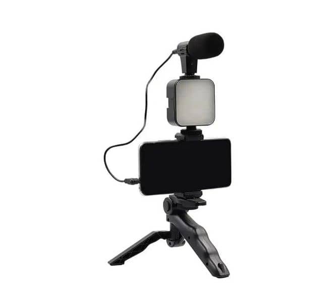 PORTABLE TRIPOD stand 0