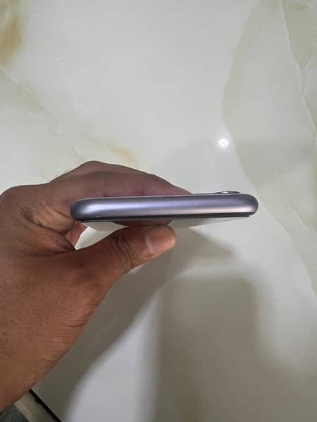 iPhone 11 jv non pta water pack 10by10 condition true tone face id ok 6