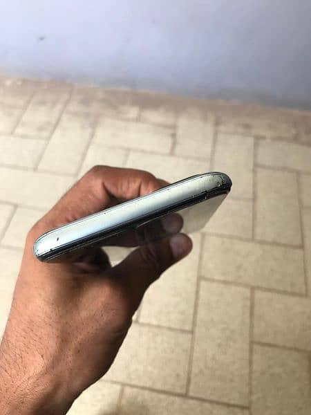 Infinix hot 10s 6/128GB 8