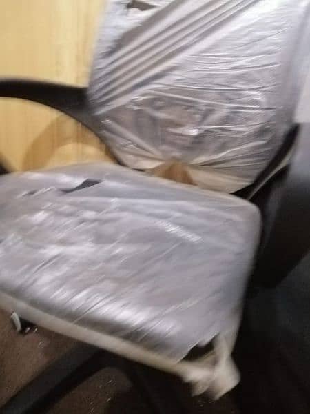 office chair urgent sale 1