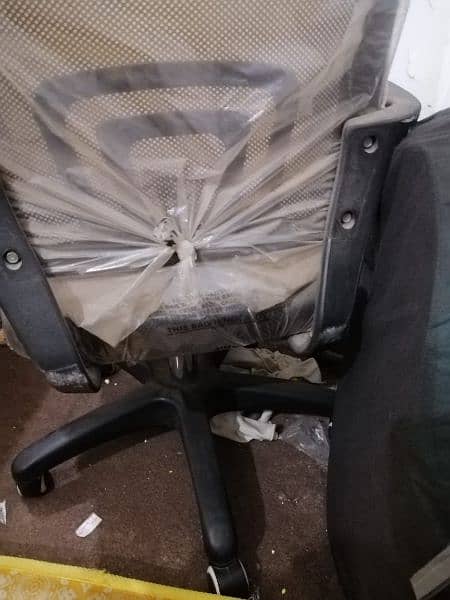 office chair urgent sale 2