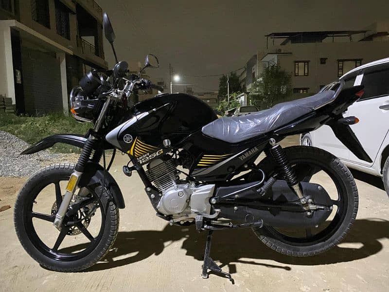 Yamaha YBR125-G Only 1k Driven 2024 Model 7