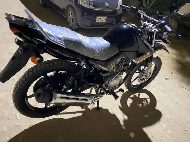 Yamaha YBR125-G Only 1k Driven 2024 Model 9