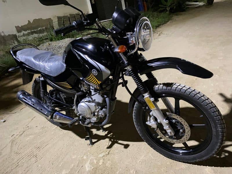 Yamaha YBR125-G Only 1k Driven 2024 Model 10