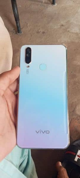 Vivo y17 daba charge nahi hy only set hy ram 8/256 exchange possible 3