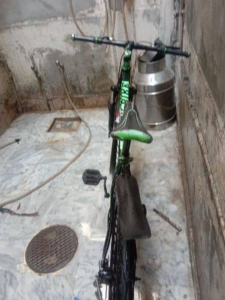 gerik bicycle 10/10 new condition urgent sale price negotiable 12