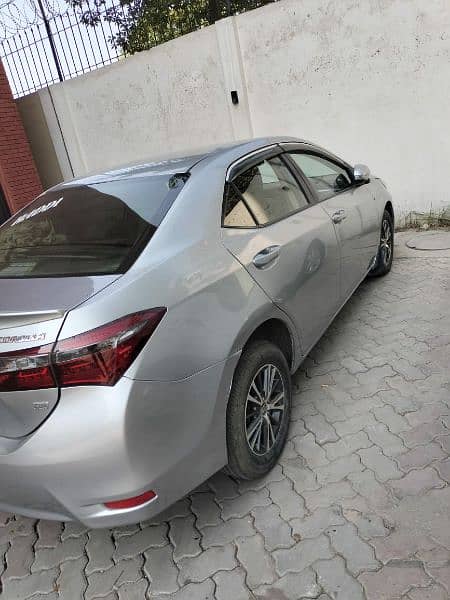 Toyota Corolla GLI 2015 10