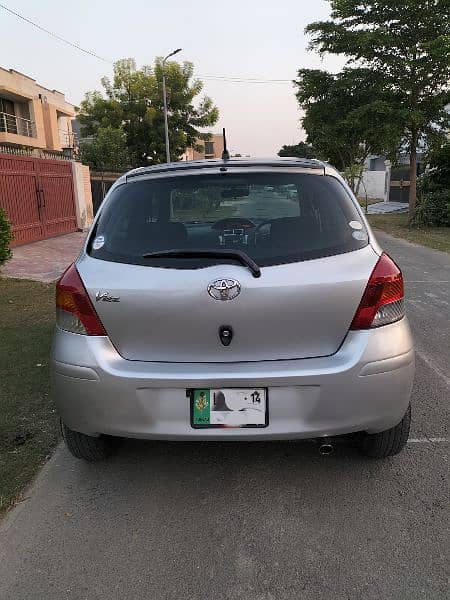 Toyota Vitz 2010/2014 Excellent condition 1