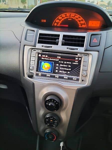 Toyota Vitz 2010/2014 Excellent condition 18