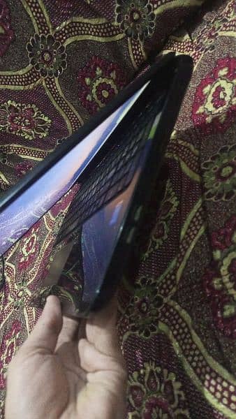 hp laptop new condition 2