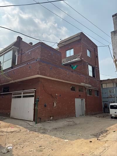 House 10 Marla corner for sale