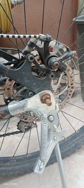 6 gair . disk brake. shoks best cycle for sale 8