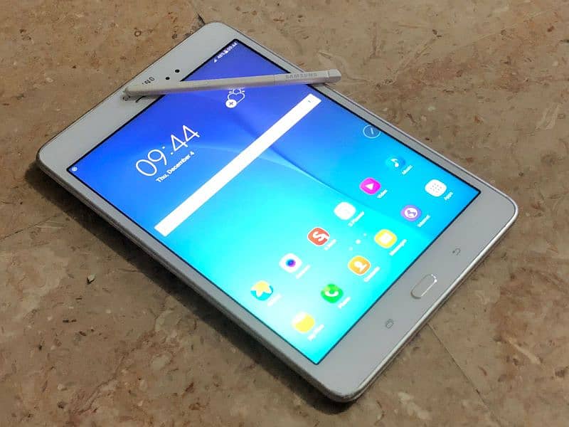 Samsung Galaxy Tab A 8.0 & S Pen 2015 4