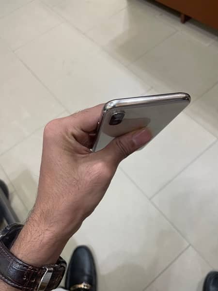 IPhone x 64 GB PTA approved 3