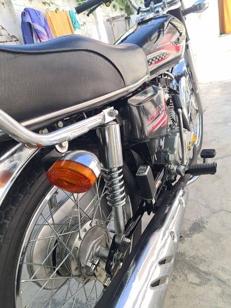 Honda 125 for sale condition 10 by 10 7