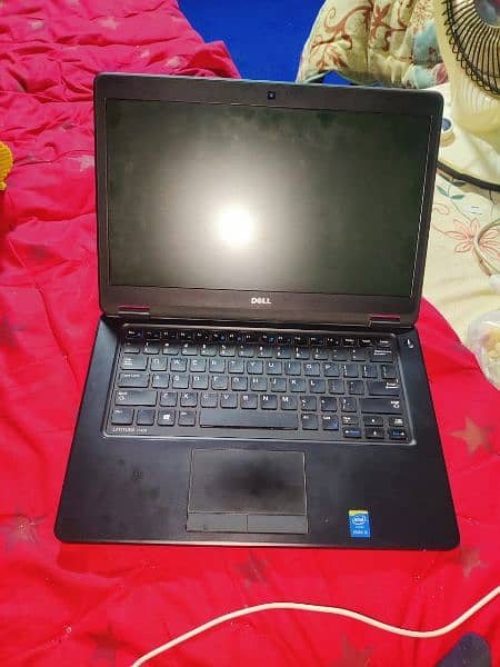 E5450 Dell core i5 5th generation 4