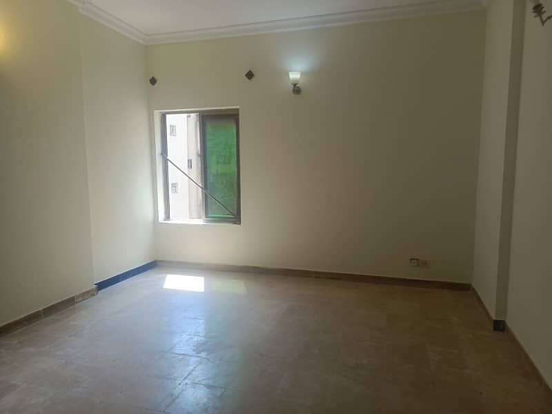 F-11 Markaz Al-Safa Heights-ii Un-Furnished 2 Bedroom Apartment For Rent 2