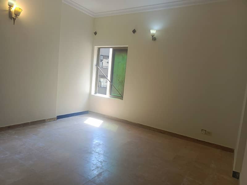 F-11 Markaz Al-Safa Heights-ii Un-Furnished 2 Bedroom Apartment For Rent 4