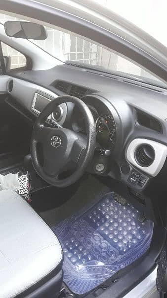 Toyota Vitz 2013 3