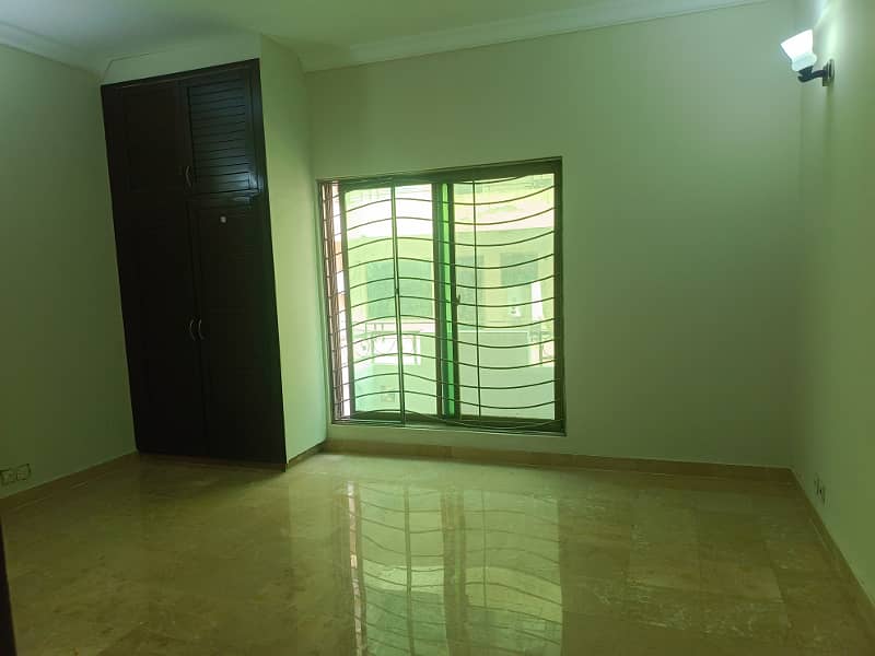 F-11 Luxury One Bedroom Apartment For Sale Investor Price 7