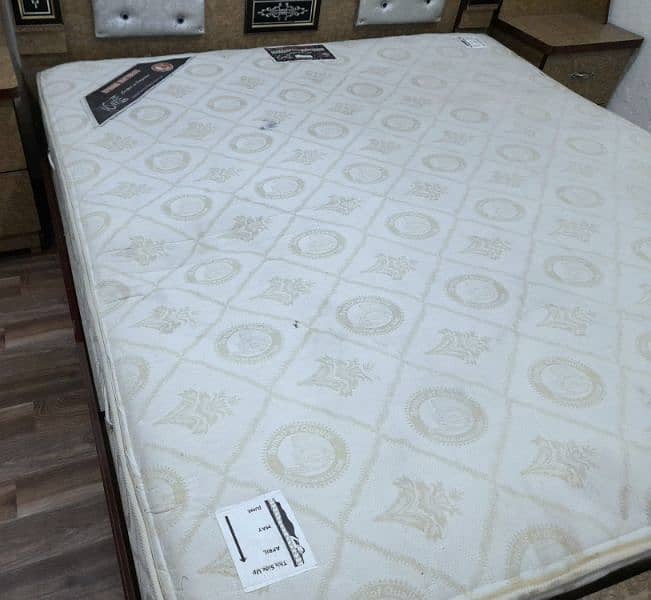 King Size Mattress 78"×72" 4