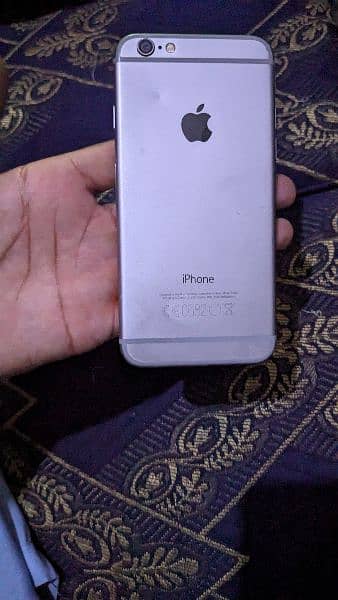 i phone 6 128gb pta aprovd good betry timing 03013654052 call me 2