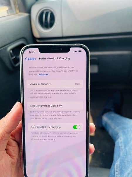 iphone 12 pro max 512gb pta Display message 82% Battery 6